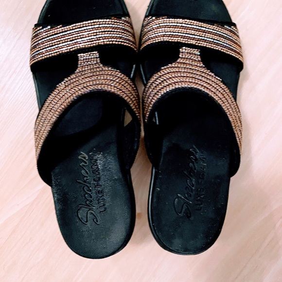 Ladies Sketchers Luxefoam Sandals size 6 - Picture 2 of 6